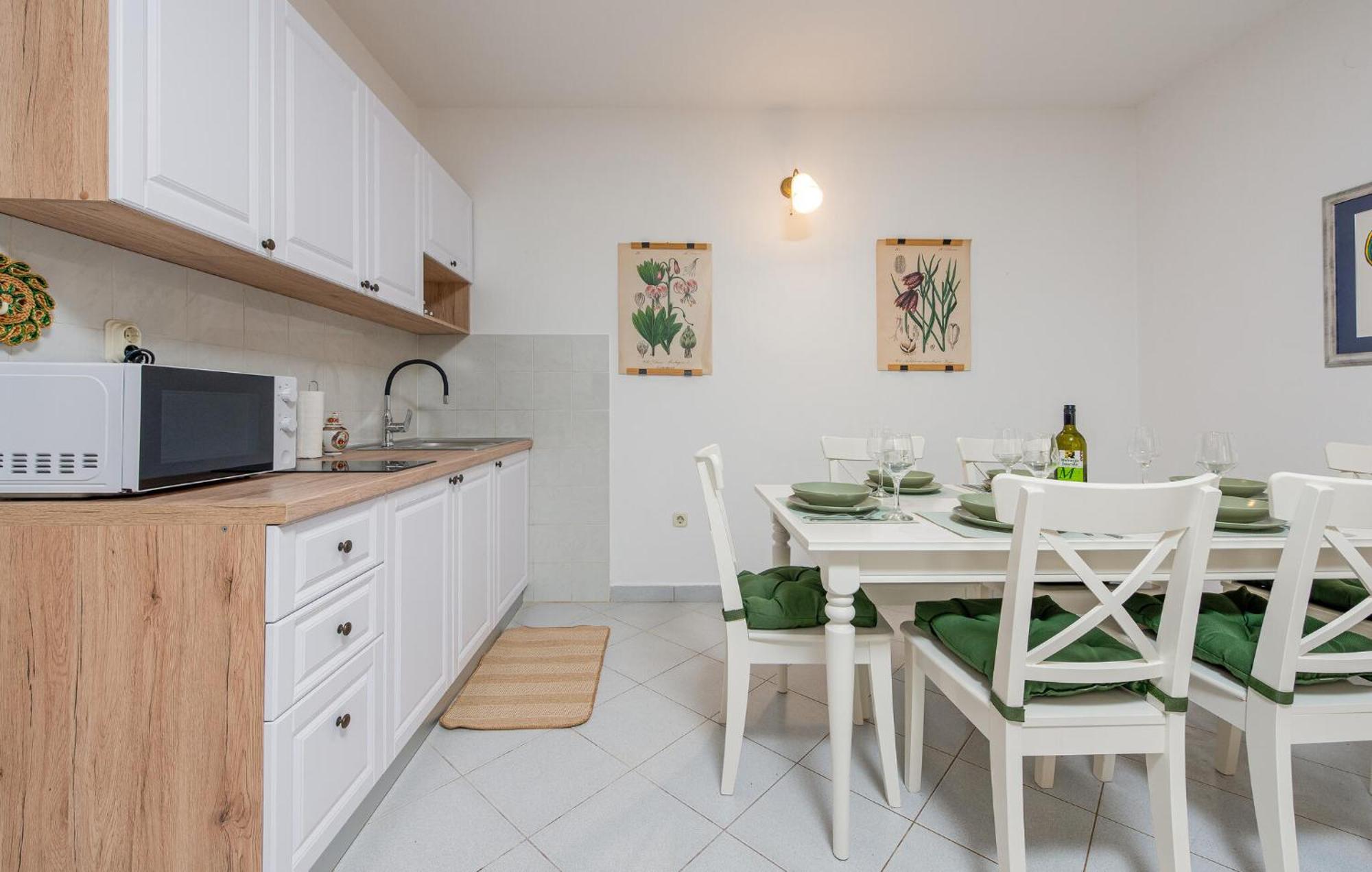 Beautiful Home In Novalja With Wifi Εξωτερικό φωτογραφία