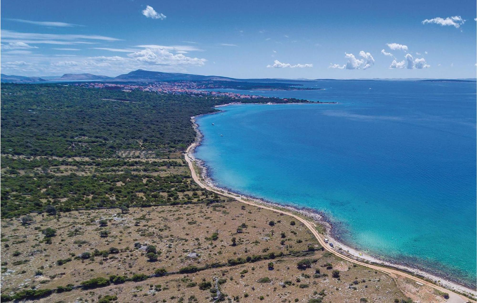 Beautiful Home In Novalja With Wifi Εξωτερικό φωτογραφία